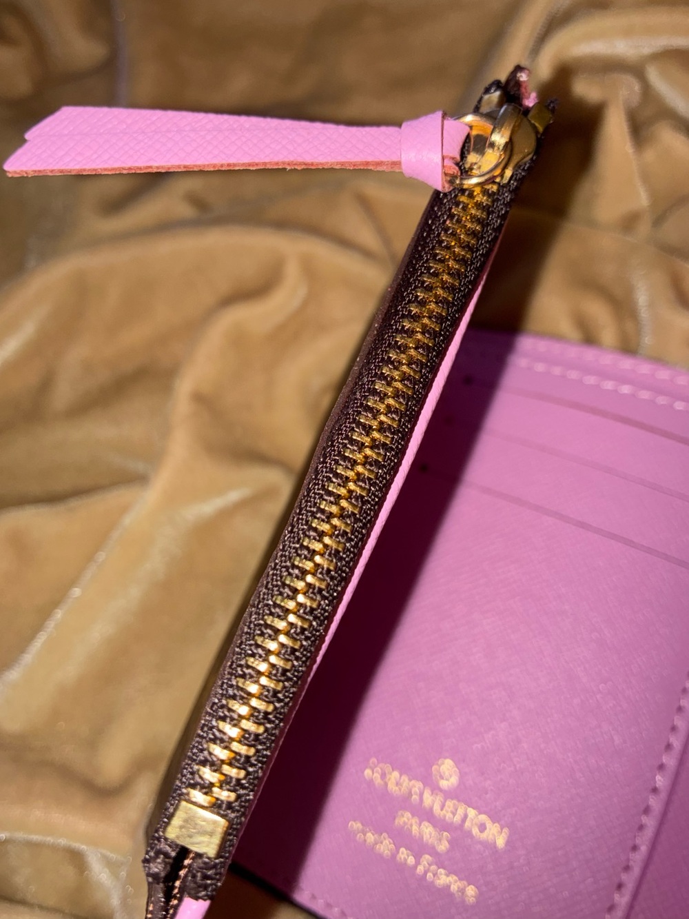 Louis Vuitton Brown Monogram Envelope Wallet with Pink Snap and interior - Picture 5 of 6